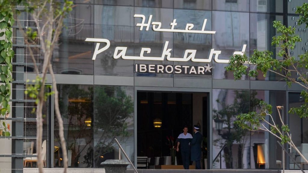 Expulsado un empleado del hotel Packard por expresarse contra "el sistema socialista"