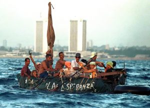 Lee más sobre el artículo El éxodo masivo y sin fin en Cuba.